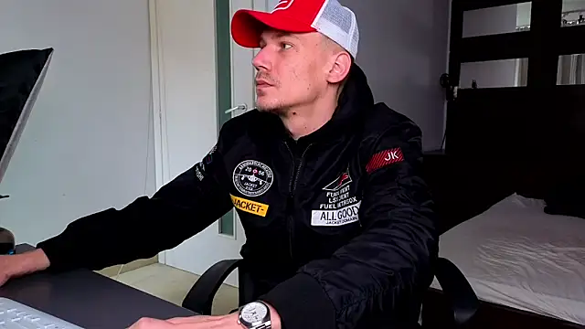 MateoBenjaminX online show from April 1, 11:01 am