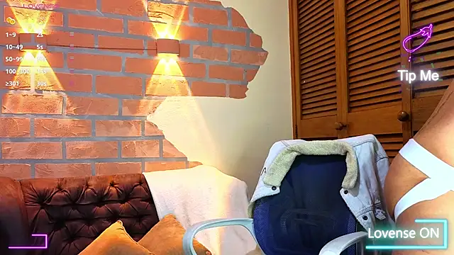 Dylanstonne online show from November 1, 9:30 pm