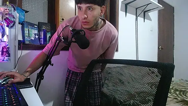 esjrobles online show from December 15, 2:41 am