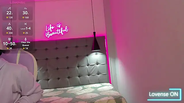 Dyla n18 online show from November 4, 2:34 am