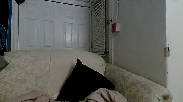 Snapshot of Marksoyer chatting on December 21, 10:17 am Marksoyer online show from December 21, 10:17 am