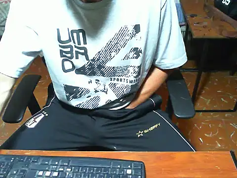 Roberto3102 online show from September 20, 7:25 pm