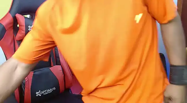 mau elixxx online show from February 7, 1:25 am