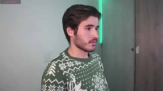 Tony Wylie online show from December 12, 3:10 am