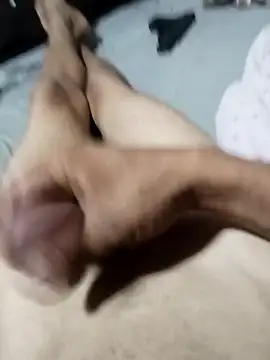 uelytom online show from April 17, 6:27 am