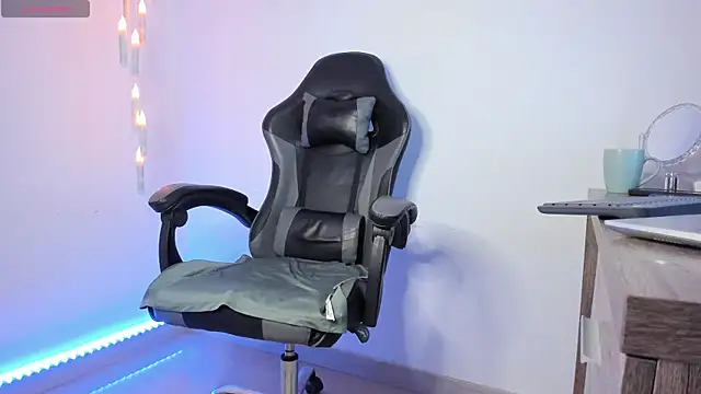 stephennolan1 online show from December 5, 2:40 am