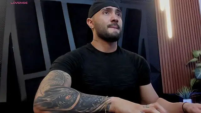 JeanColleman online show from December 3, 11:22 pm