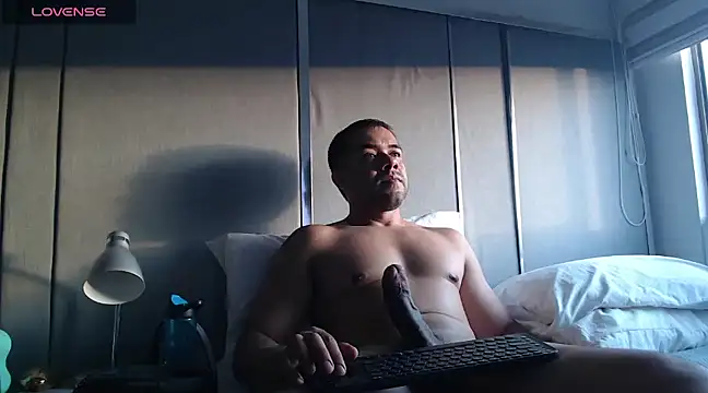 Snapshot of FaustoCock chatting on January 26, 10:46 pm FaustoCock online show from January 26, 10:46 pm