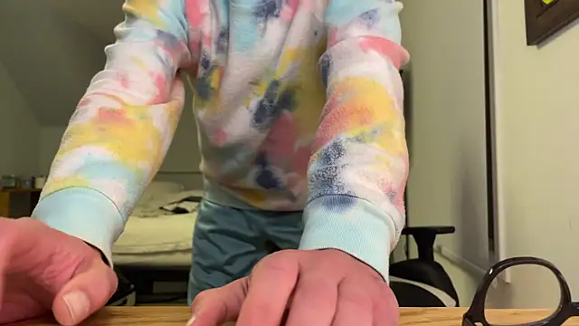 Snapshot of Dylansd chatting on December 17, 6:35 am Dylansd online show from December 17, 6:35 am