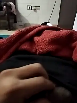 delhiboyooo online show from December 17, 5:36 pm