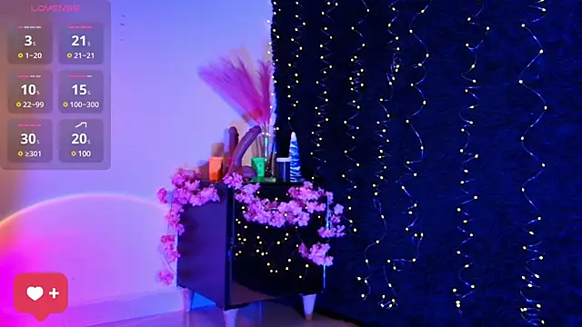 Snapshot of Cherry_zayden_ chatting on December 23, 9:18 pm Cherry zayden  online show from December 23, 9:18 pm