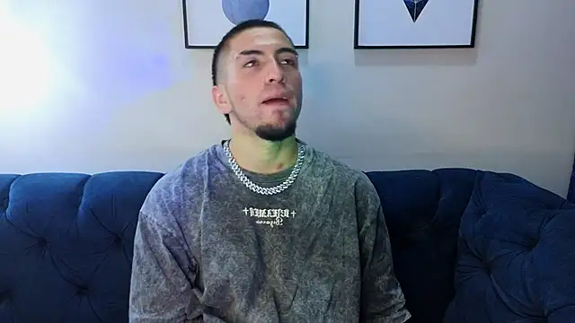 Snapshot of King_Dante_ chatting on September 10, 12:37 pm King Dante  online show from September 10, 12:37 pm