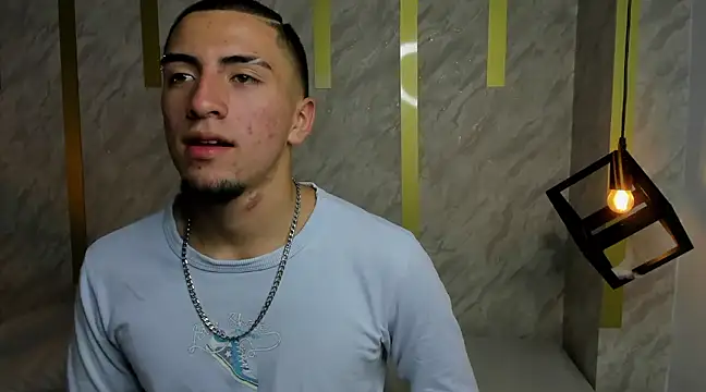 Snapshot of King_Dante_ chatting on January 15, 8:16 pm King Dante  online show from January 15, 8:16 pm