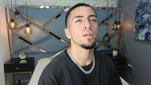 Snapshot of King_Dante_ chatting on September 25, 9:24 pm King Dante  online show from September 25, 9:24 pm