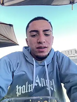 Snapshot of King_Dante_ chatting on January 22, 7:24 pm King Dante  online show from January 22, 7:24 pm