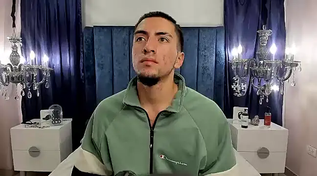 Snapshot of King_Dante_ chatting on February 3, 7:42 pm King Dante  online show from February 3, 7:42 pm