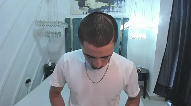 Snapshot of King_Dante_ chatting on January 16, 10:02 pm King Dante  online show from January 16, 10:02 pm