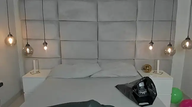 Snapshot of King_Dante_ chatting on December 28, 8:36 pm King Dante  online show from December 28, 8:36 pm