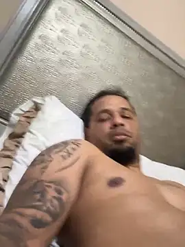 Snapshot of kelin17 chatting on October 30, 11:22 am kelin17 online show from October 30, 11:22 am