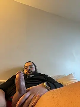 Snapshot of themasteer69 chatting on December 6, 8:07 pm themasteer69 online show from December 6, 8:07 pm