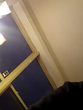 Snapshot of themasteer69 chatting on February 17, 10:14 pm themasteer69 online show from February 17, 10:14 pm