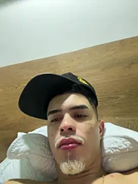 huge Santiago online show from February 17, 2:16 pm