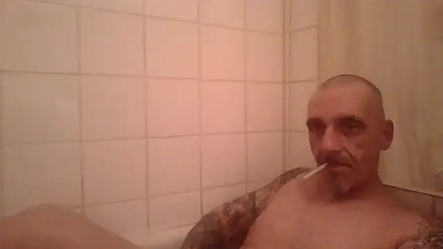 CandiedPompano online show from January 18, 12:56 am