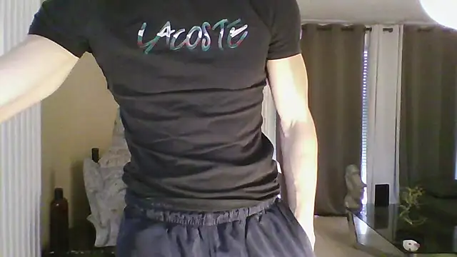 Snapshot of ApollonFit_x69 chatting on March 12, 11:09 am ApollonFit x69 online show from March 12, 11:09 am