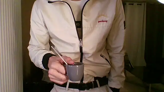 Snapshot of ApollonFit_x69 chatting on March 2, 7:52 pm ApollonFit x69 online show from March 2, 7:52 pm