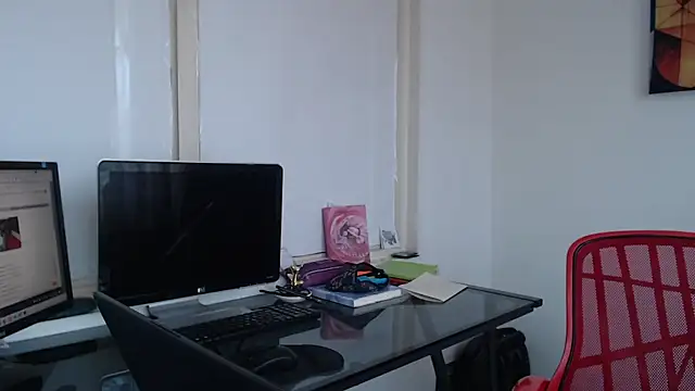 Dylanwish online show from February 3, 8:03 pm