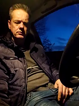 Hectorthyssen1 online show from December 18, 4:14 pm