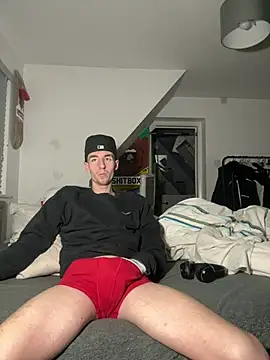 MikesWood21 online show from January 27, 3:58 am