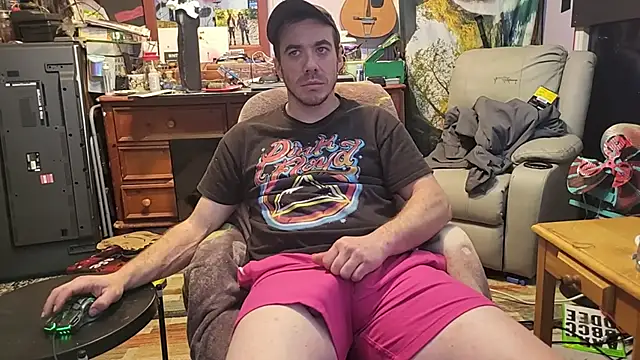 ScubaStevex online show from January 10, 8:22 pm