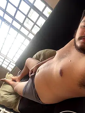 mateusmf25 online show from December 3, 6:17 pm