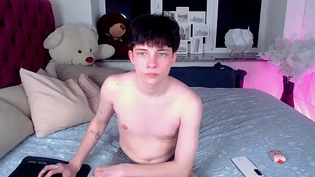 iwillfall online show from March 9, 5:12 am