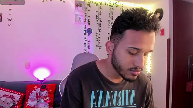 Raf brunette online show from January 3, 1:36 pm