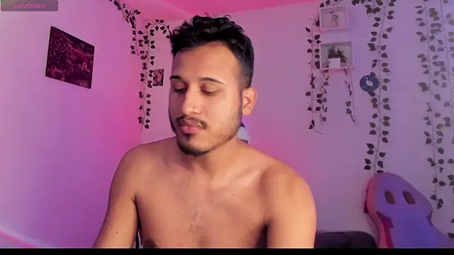 Raf brunette online show from December 7, 12:35 pm