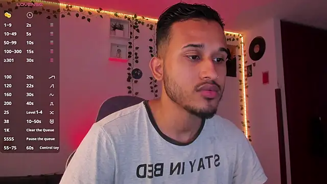 Raf brunette online show from February 11, 12:37 pm