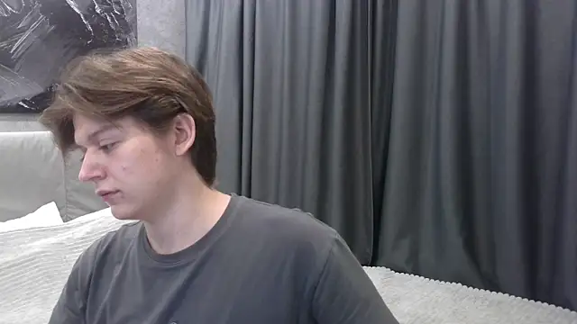 W N G S online show from September 27, 8:50 pm