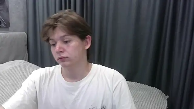 W N G S online show from October 15, 8:27 pm