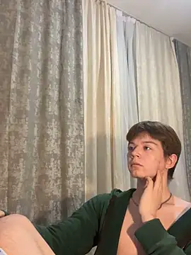 W N G S online show from December 11, 11:10 pm