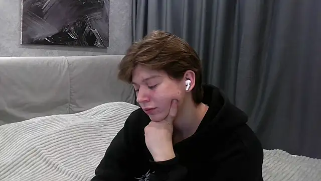 W N G S online show from September 23, 10:09 pm