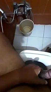 Snapshot of Sandy_1692 chatting on December 6, 2:57 am Sandy 1692 online show from December 6, 2:57 am