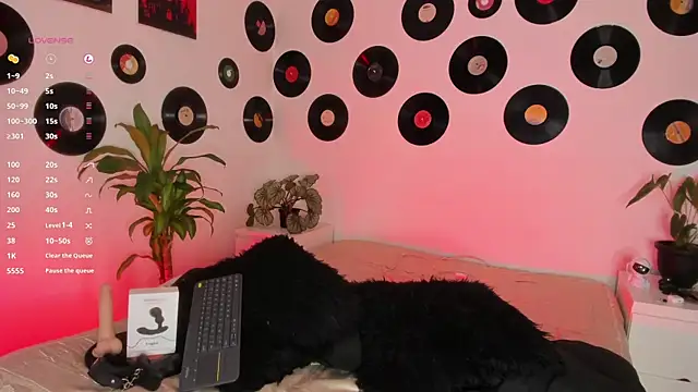 juandaaap online show from April 1, 11:35 pm