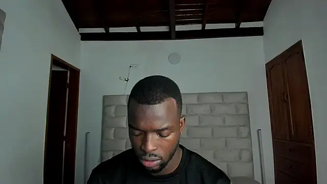 Dylan Taylor online show from February 25, 3:40 am