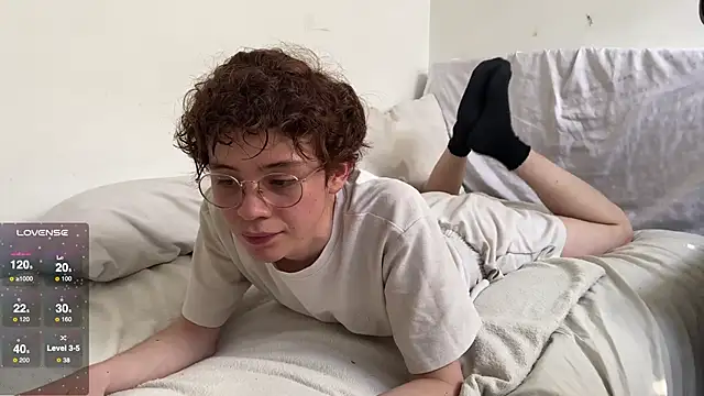 mapleg online show from February 24, 8:36 pm