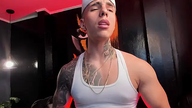 Flynn Riider online show from February 20, 6:21 pm