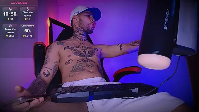 Junihn0 online show from January 13, 7:18 pm