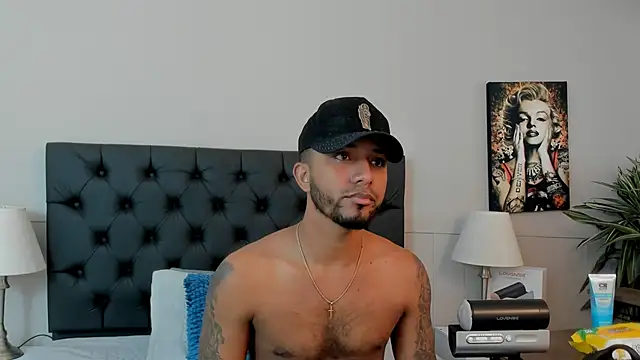 Robin Rief online show from September 30, 4:07 am