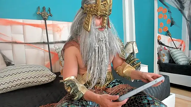 adam-rivera online show from October 31, 4:10 pm